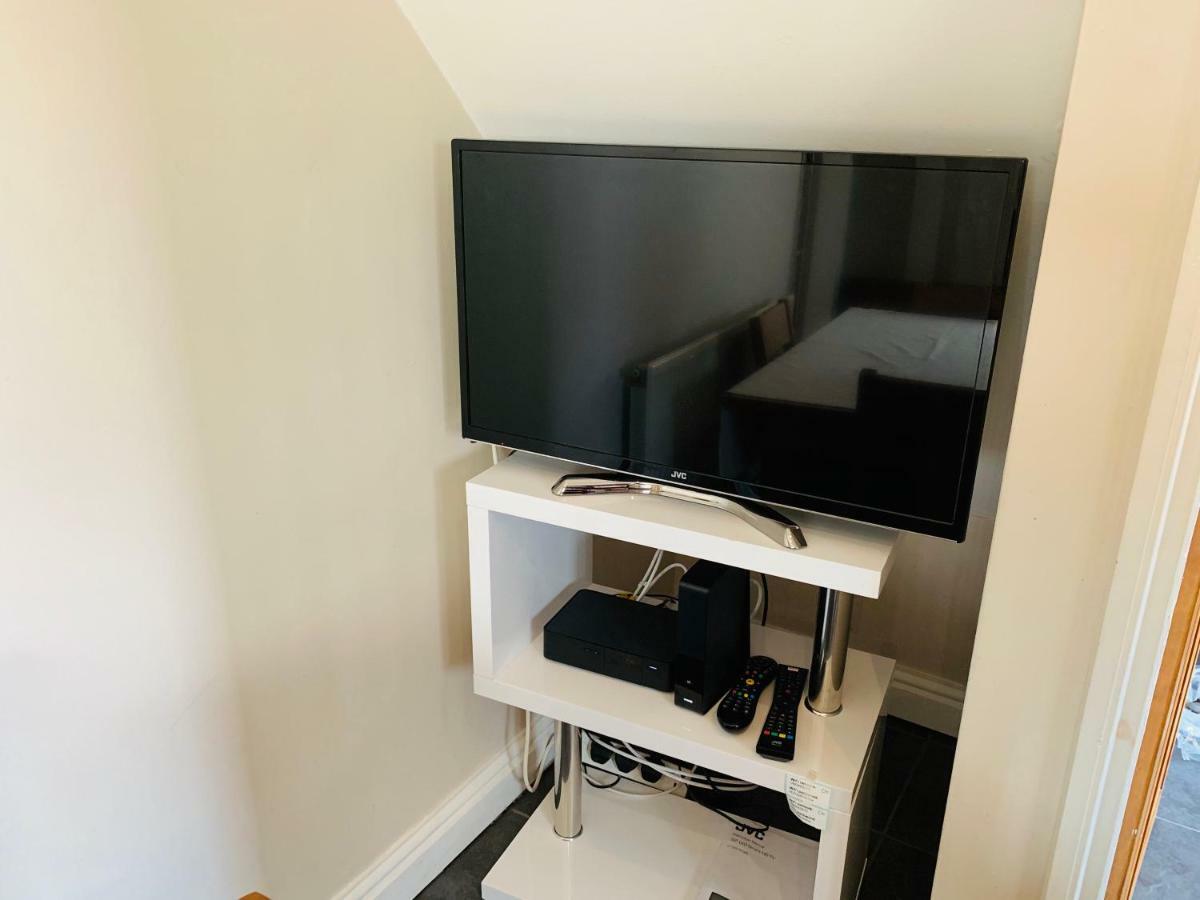 Housefield 1 Appartement Bucknall  Buitenkant foto