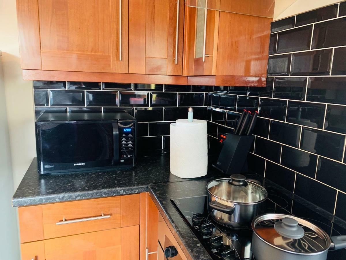 Housefield 1 Appartement Bucknall  Buitenkant foto