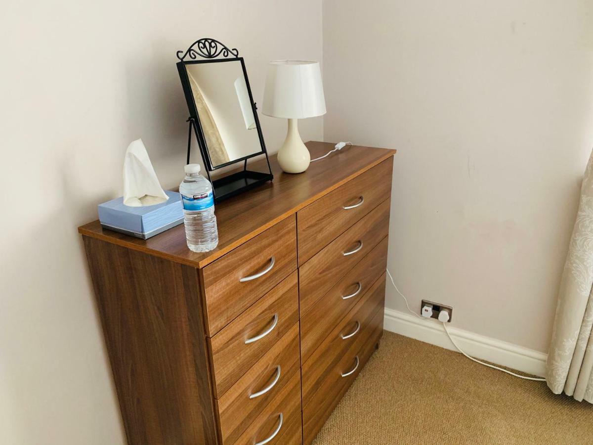 Housefield 1 Appartement Bucknall  Buitenkant foto