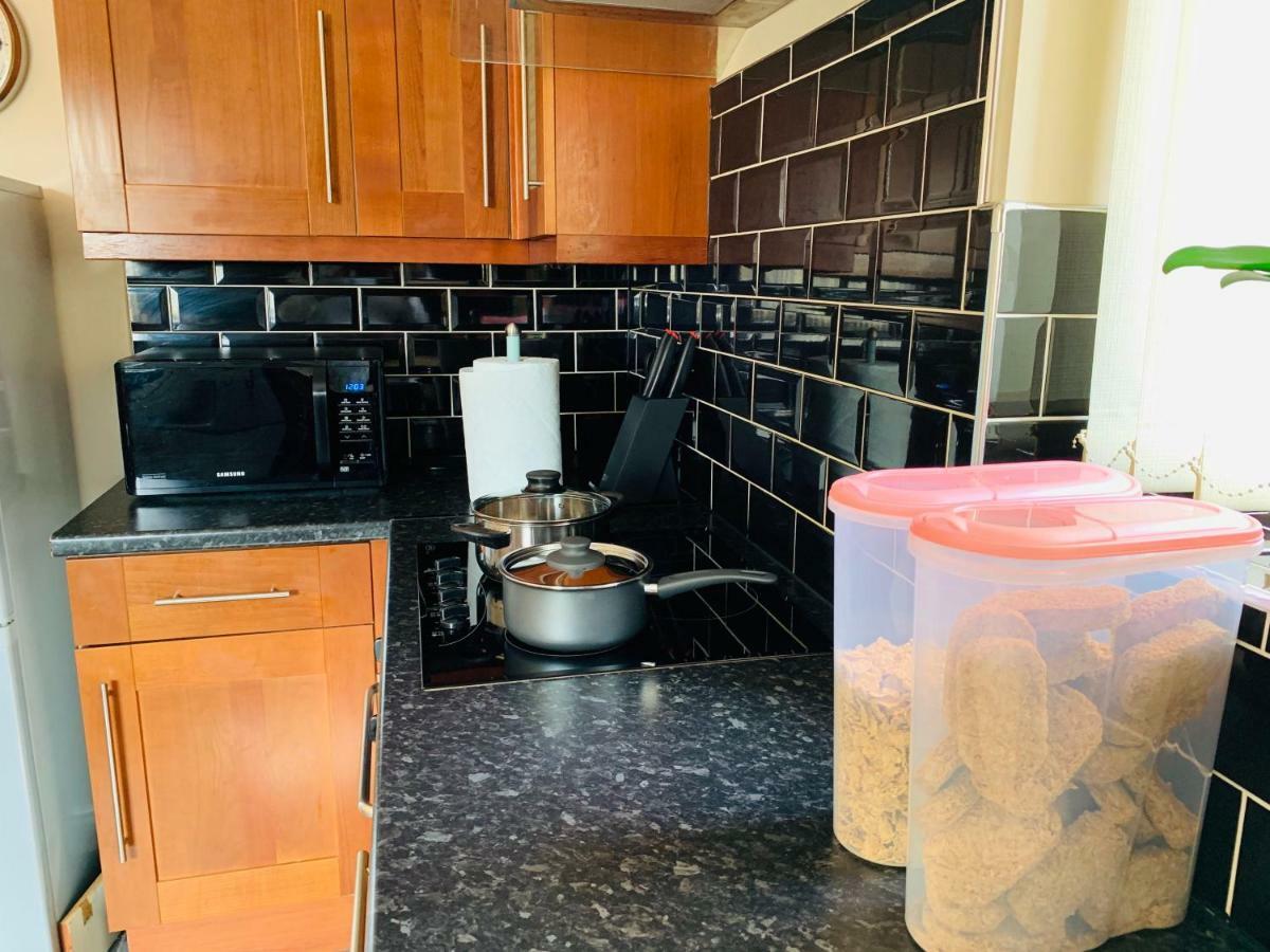 Housefield 1 Appartement Bucknall  Buitenkant foto